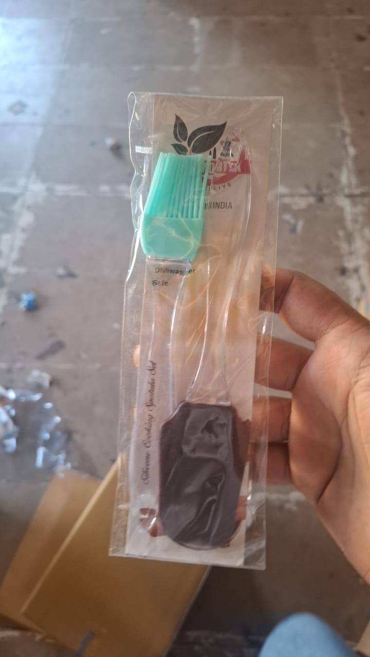 Plastic Spoon Set (Pack of 6) with Silicone Spatula & Oil Brush | Lightweight, Durable & Multi-Purpose Kitchen Set (Random Color)